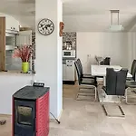 Apartment 2 Bedroom Cozy Apartment In Krsan *
