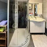 شقة 2 Bedroom Cozy Apartment In Krsan Kršan